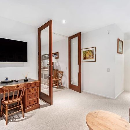Pembroke Luxury Apartment Wanaka Dış mekan fotoğraf