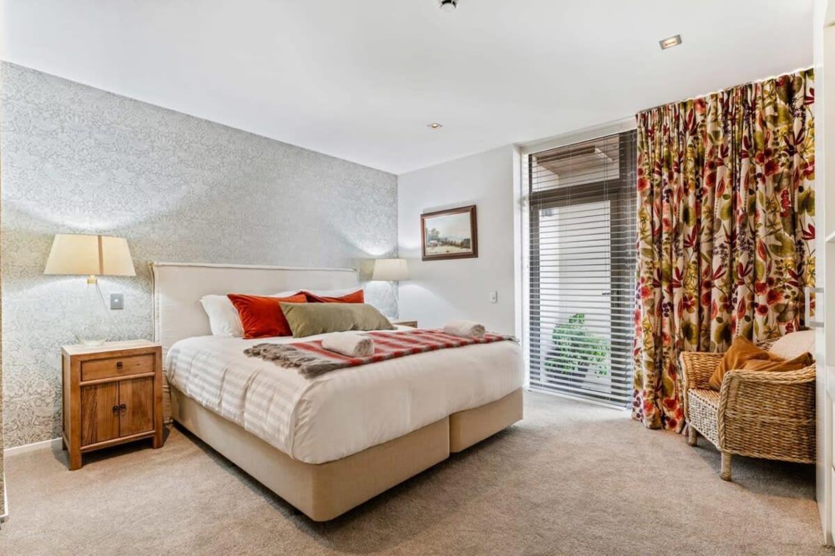Pembroke Luxury Apartment Wanaka Dış mekan fotoğraf