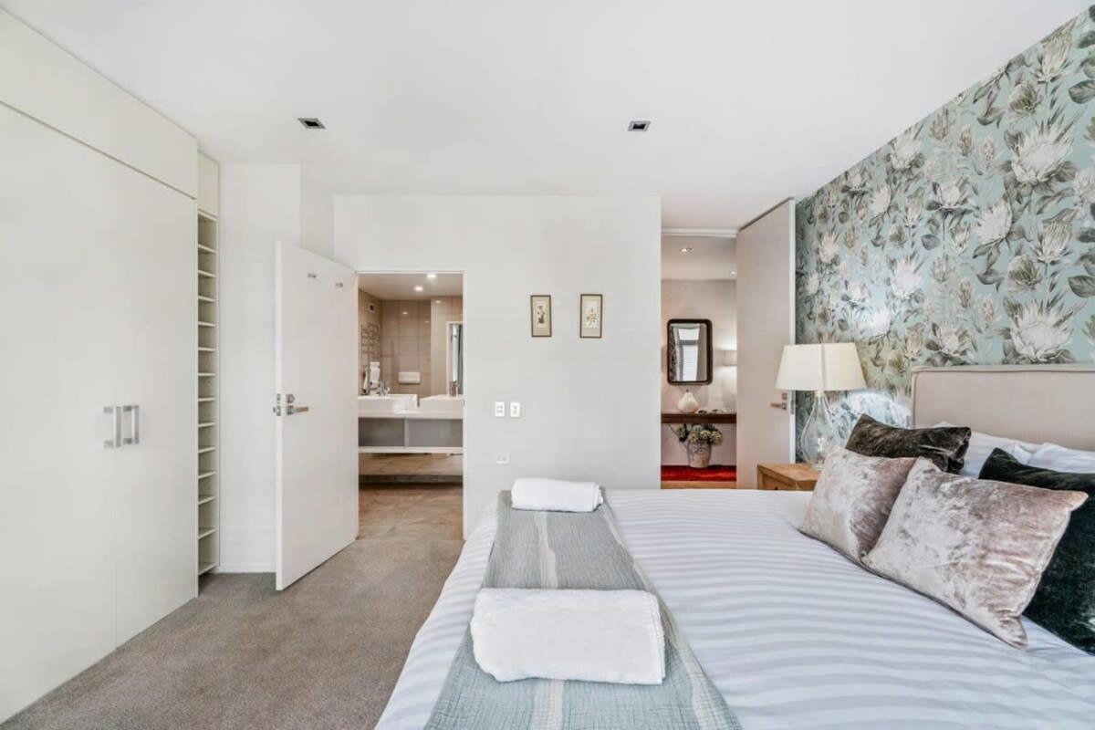 Pembroke Luxury Apartment Wanaka Dış mekan fotoğraf